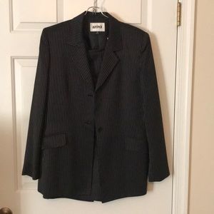Kasper woman’s skirt suit. Black pin stripe. Size 10.